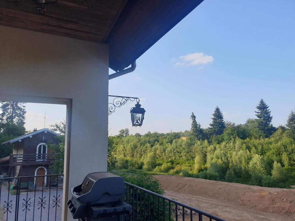 White Wood Villa Darney Exterior photo